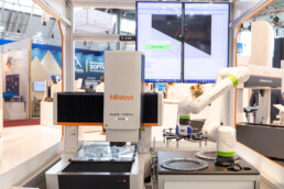Control Internationale Fachmesse für Qualitätssicherung mitutoyo uai